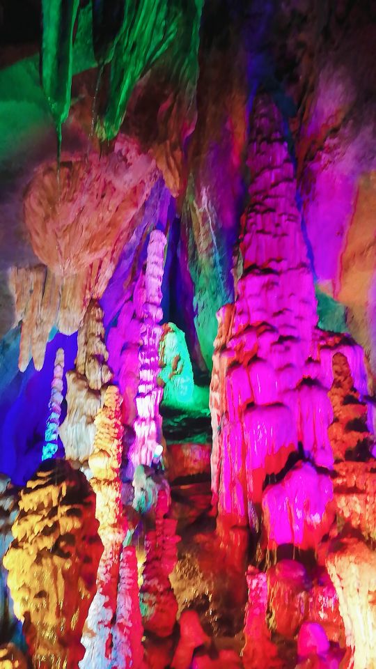 5a景区沂水地下大峡谷,山东沂水世界大峡谷