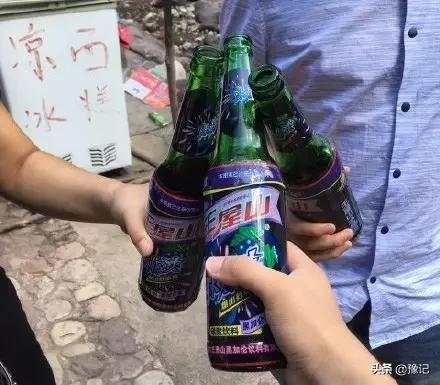 这些年尝过的奇葩饮料,盘点那些奇葩的山寨饮料大全