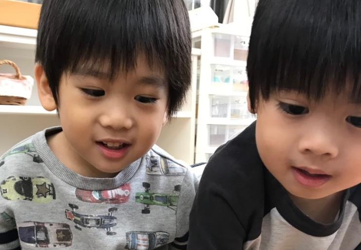 林志颖双胞胎大儿子照片近照,林志颖双胞胎儿子展露学霸潜质