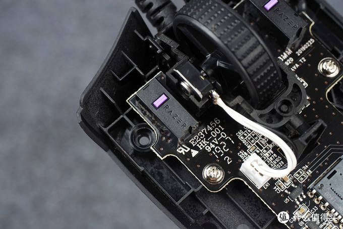 雷蛇鼠标蝰蛇标准版评测,雷蛇鼠标毒蝰测评