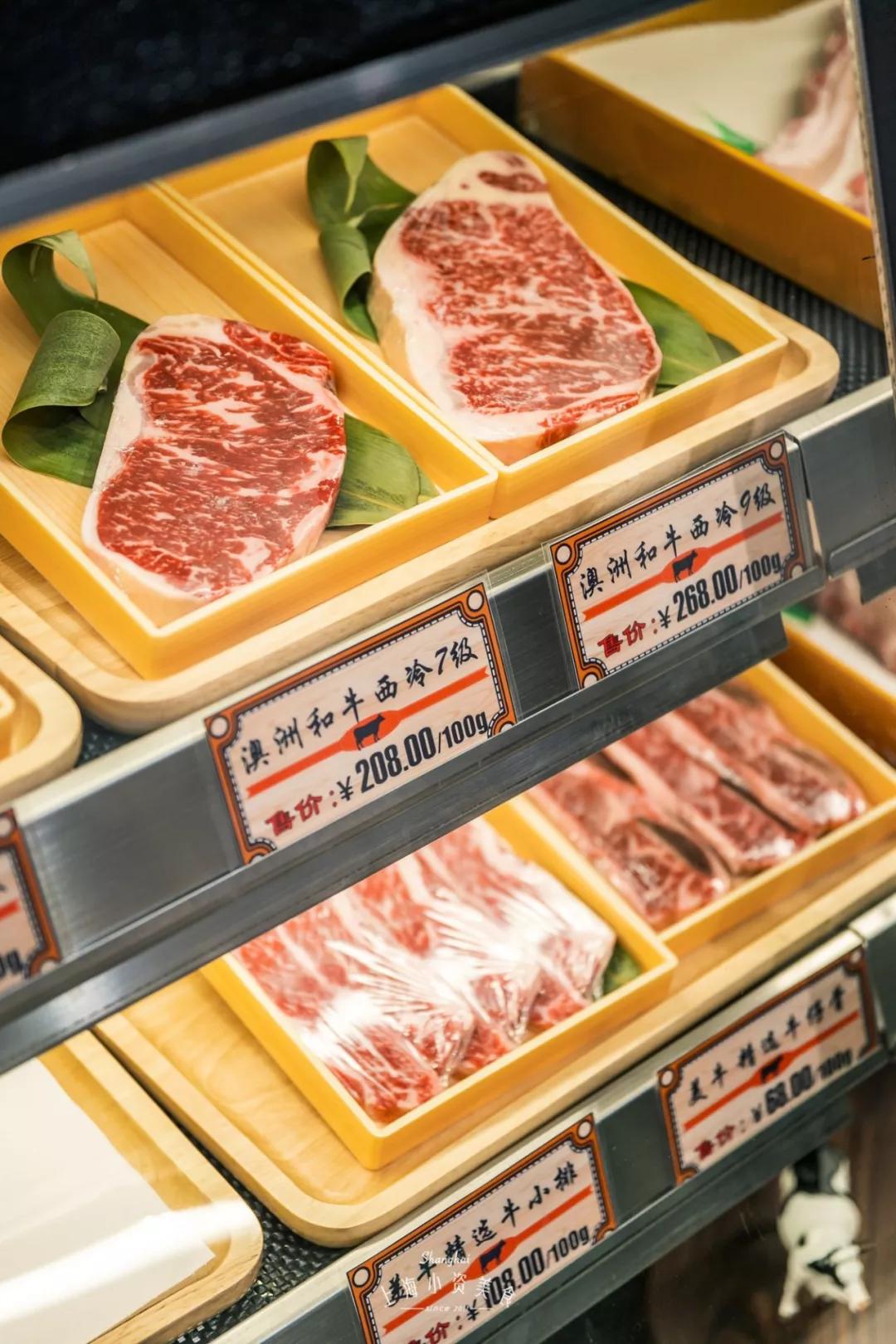 过年去超市囤货,过年没来得及买年货