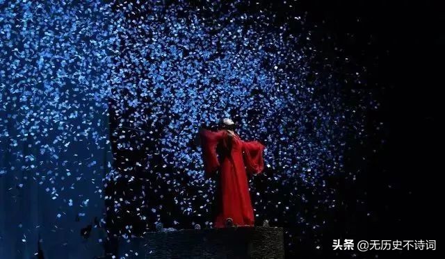 窦娥冤中窦娥形象的反抗性,窦娥冤中窦娥本身的内在的冲突