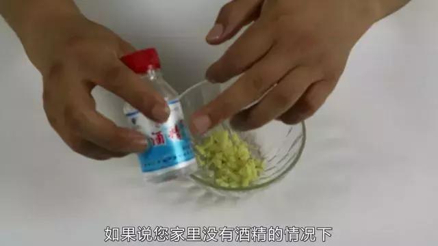 天热手上起水泡怎么回事,天气一热手上就长小水泡怎么回事