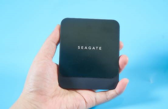 希捷飞翼和酷鱼飞翼区别,希捷酷鱼飞翼新旧对比