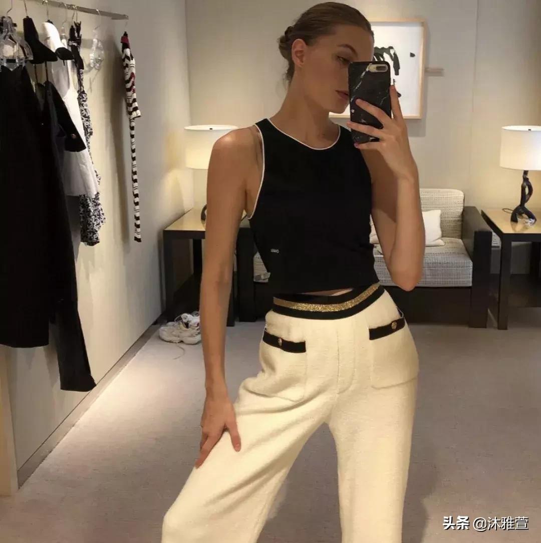 显瘦吊带直筒裤,你穿露肩吊带的样子