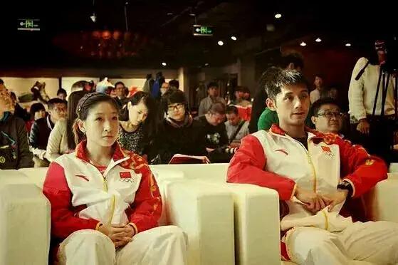 16年张继科刘诗雯微博之夜打球,张继科和刘诗雯谁更强