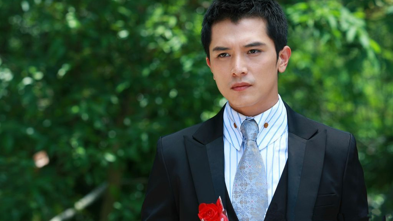 邱泽回应闪婚原因,邱泽被于正炮轰视频