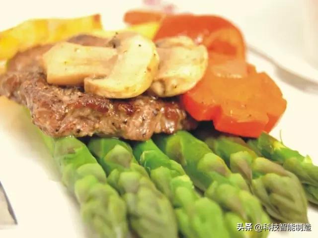 李佳琦直播3分钟卖出100000片牛排，牛排真那么好吃吗，你会做吗