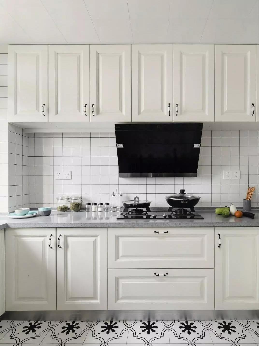 适合极简风格装修的板材,装修轻奢风格板材