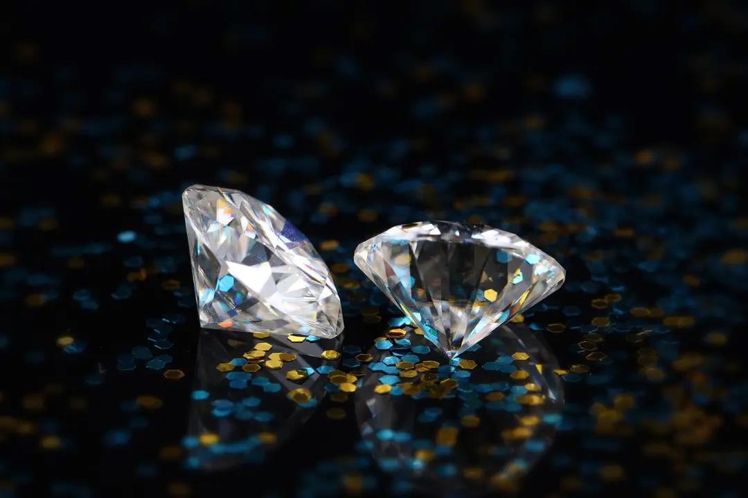 莫桑钻真的假的,莫桑钻值不值得买