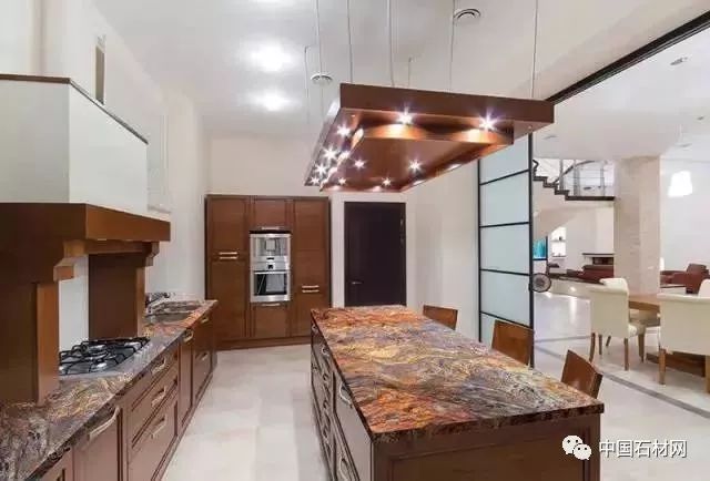 厨房多色台面,最流行的厨房大理石台面