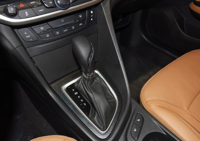 别克英朗1.3t三缸驾驶体验,1.3t别克英朗手动挡测评