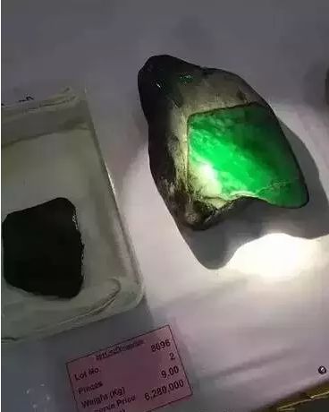 轰动玉石界的原石,轰动翡翠界的事件