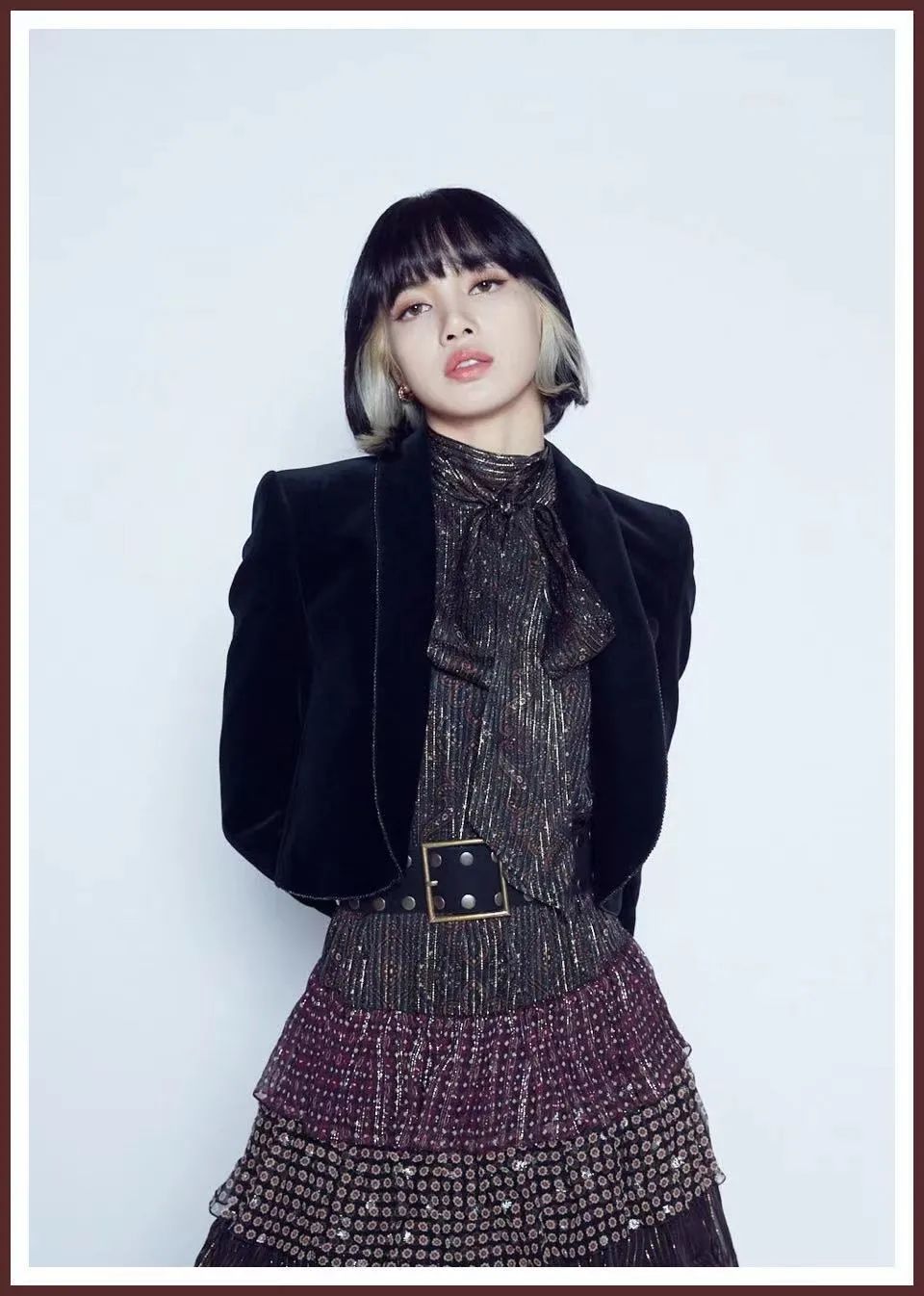 是时候换发型了,适合秋冬的减龄免打理发型