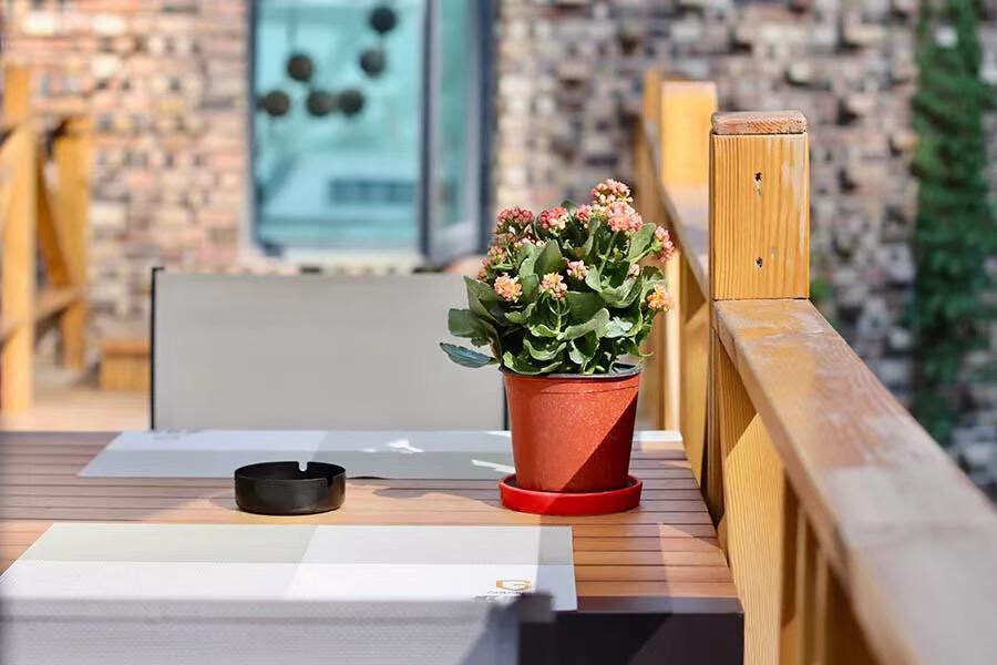 兰州不得不去的花园餐吧,兰州啤酒花园餐吧