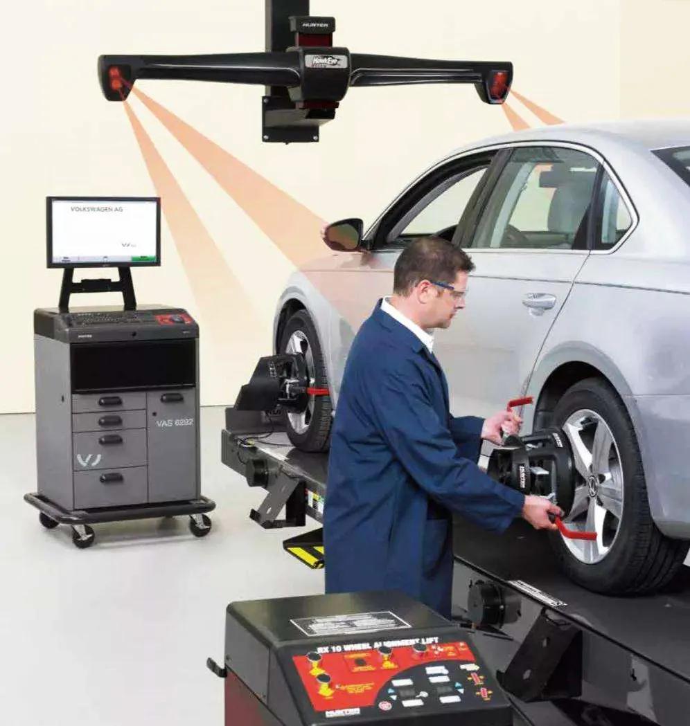 新车跑偏一招搞定,车子跑偏怎么解决懂车帝