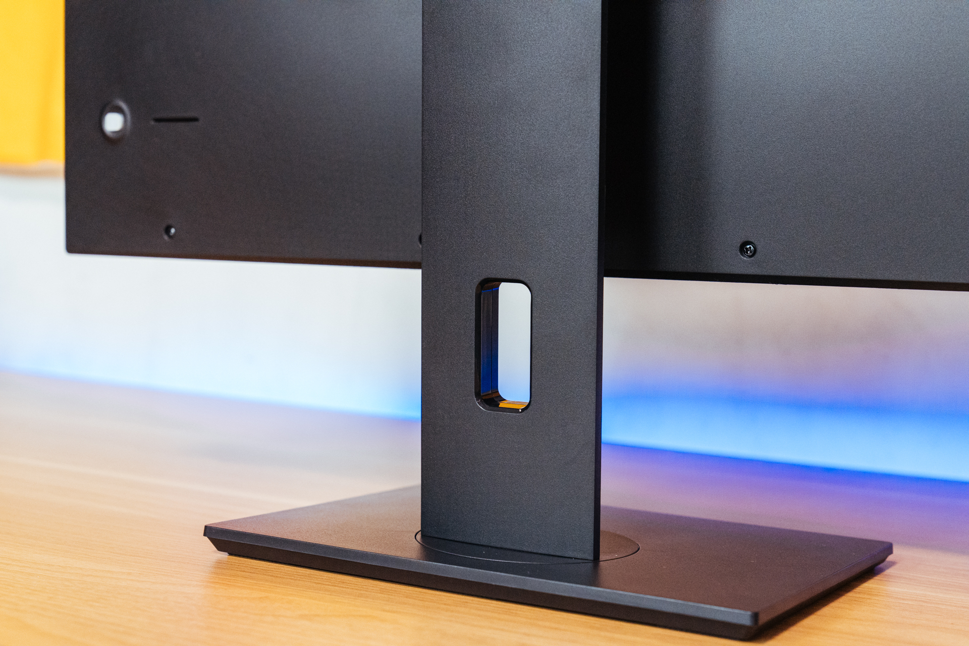 switch鏄剧ず鍣╟force,鏀寔switch涓绘満妯″紡鐨勬樉绀哄櫒