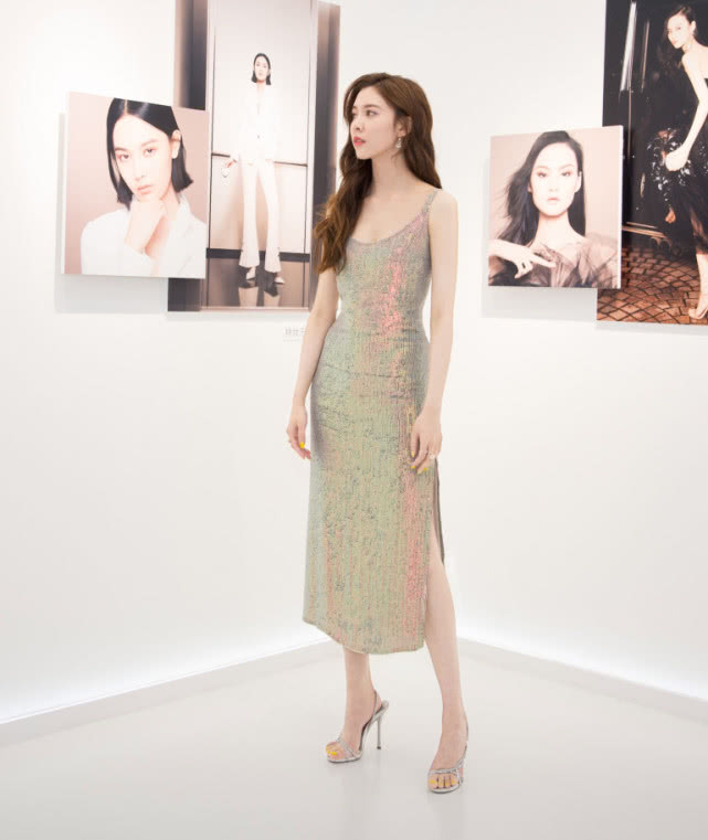 宋妍霏为显白把“脚丫”染黄,意外看着好脏,真不是“香港脚”?