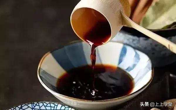 上瘾、暴利和健康,周黑鸭一颗盐背后的经济世界