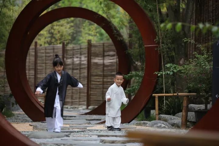 青城山打卡地隐遇谷私汤温泉民宿,青城山雅上一宿温泉酒店是真温泉