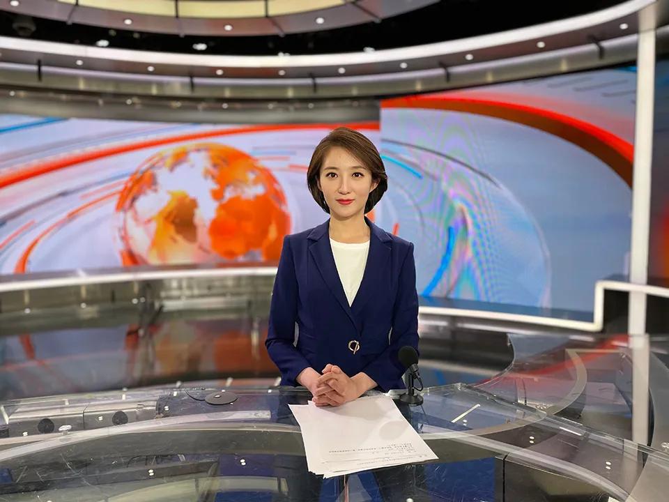 周瑜主持人大赛视频完整版,主持人大赛周瑜90秒