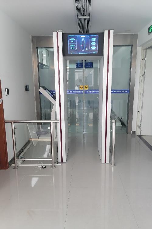 怎么避免手机探测门检测,如何躲过手机探测门的检查