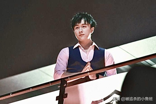 王者荣耀kpl解说员李九,kpl官方解说员李九