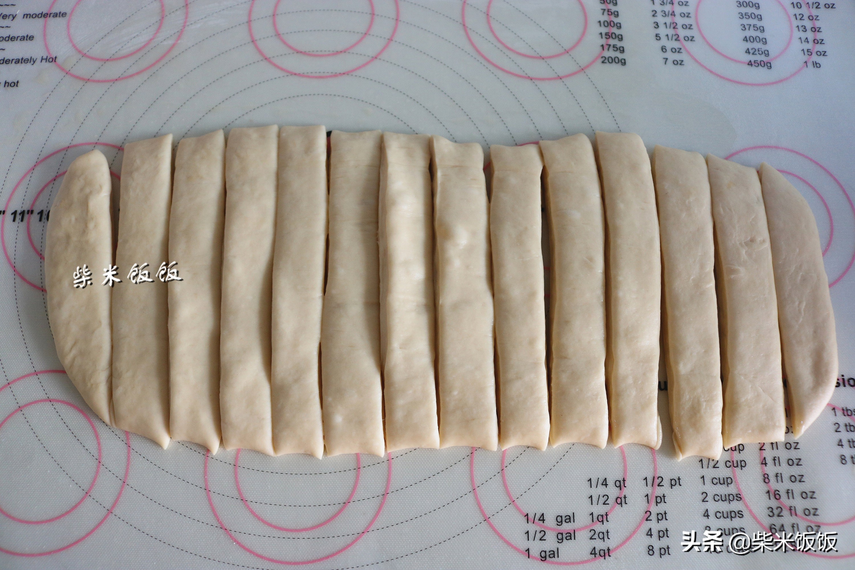 炸油条用脆皮油条粉还用放酵母吗,炸油条不用酵母油条配方口诀