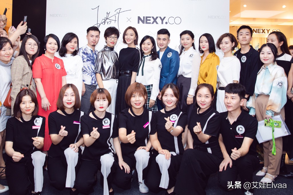 王珞丹知性服装视频,王珞丹美艳动人