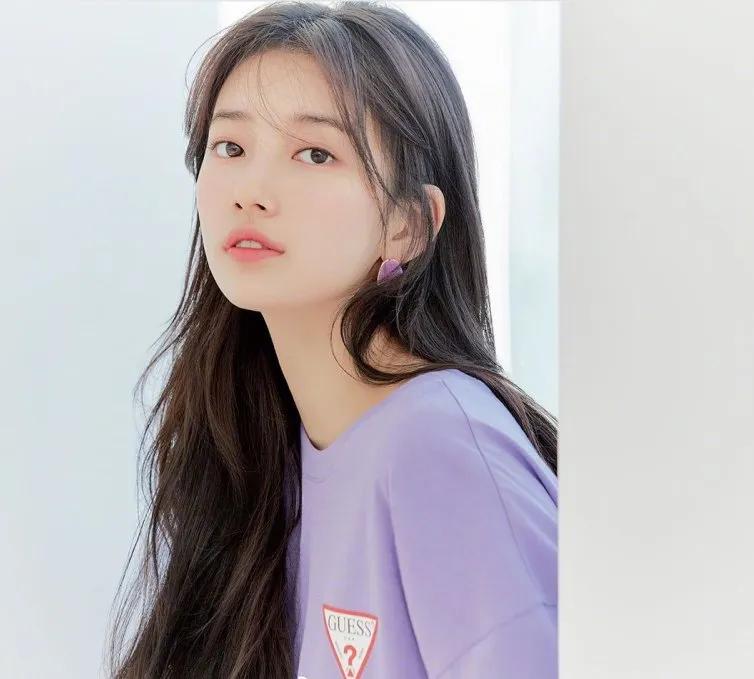 刘雯和何穗什么颜色好看,刘雯何穗的颜色