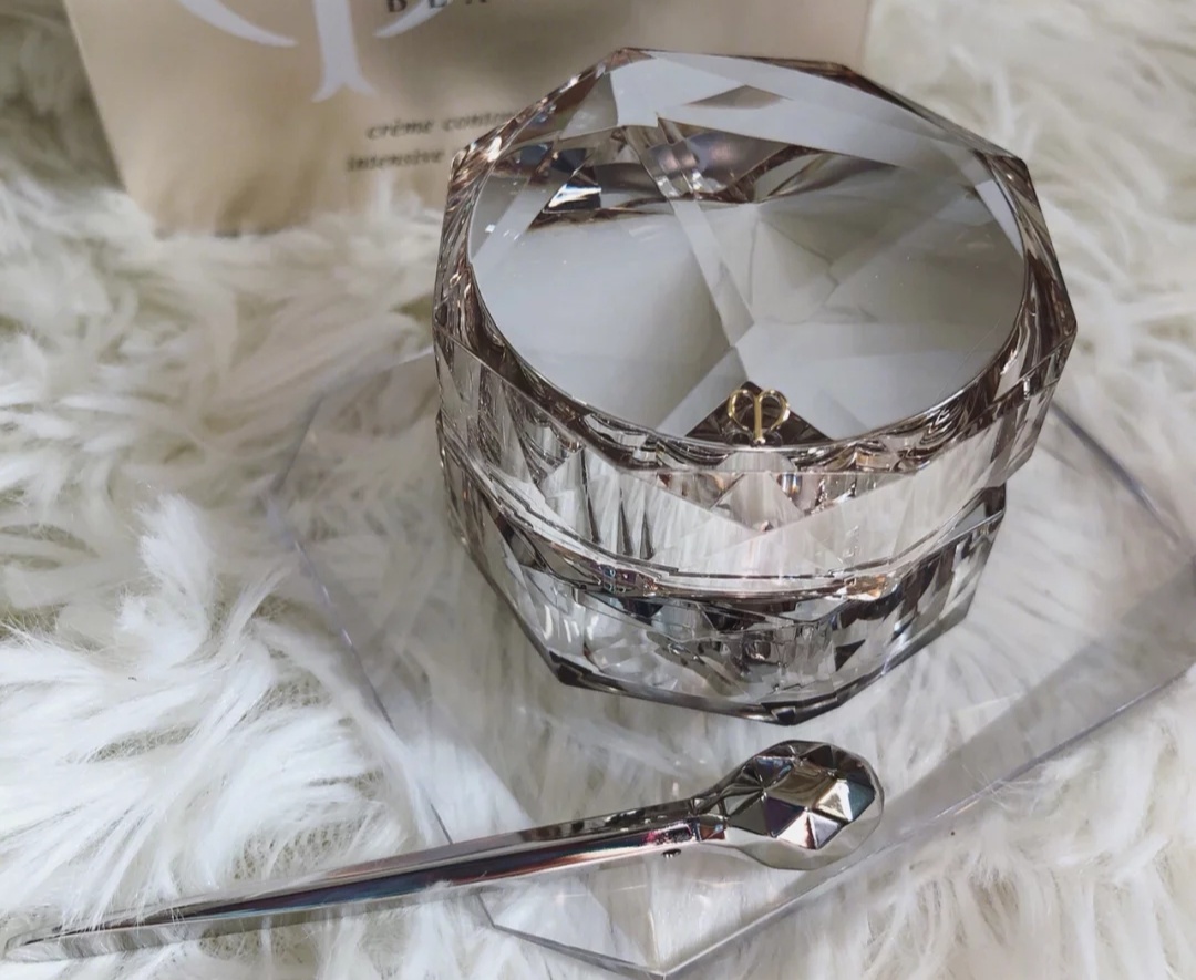 40岁适合用兰蔻哪款眼霜,眼部皮肤松弛用兰蔻哪个眼霜