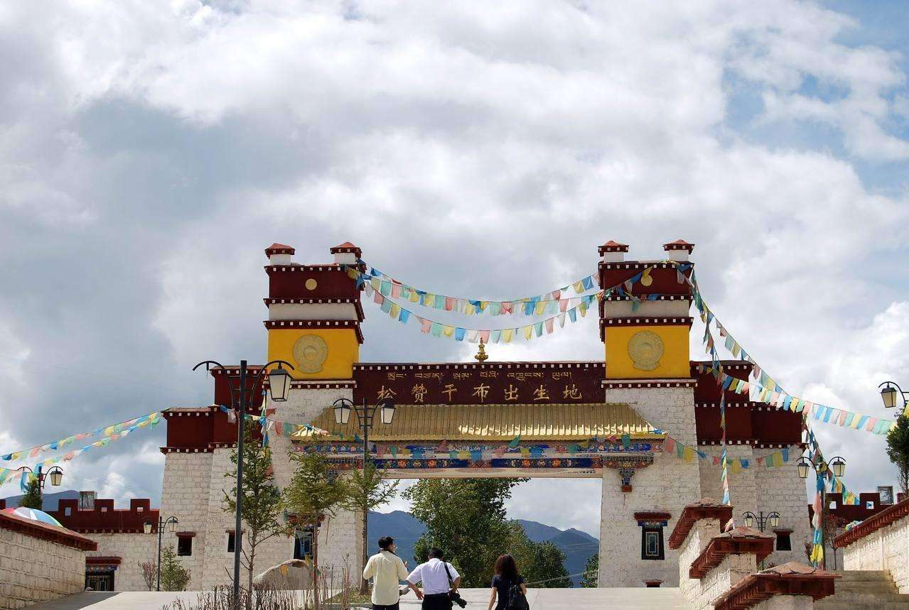 走川藏线进拉萨第一站，龙王的居住地——墨竹工卡