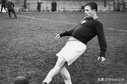 足坛生涯打进500球的球员,足坛历史上所有冠军都拿过的人