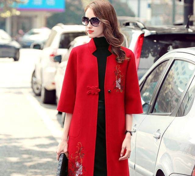 30多岁女性穿哪款大衣显气质,35岁女人大衣推荐