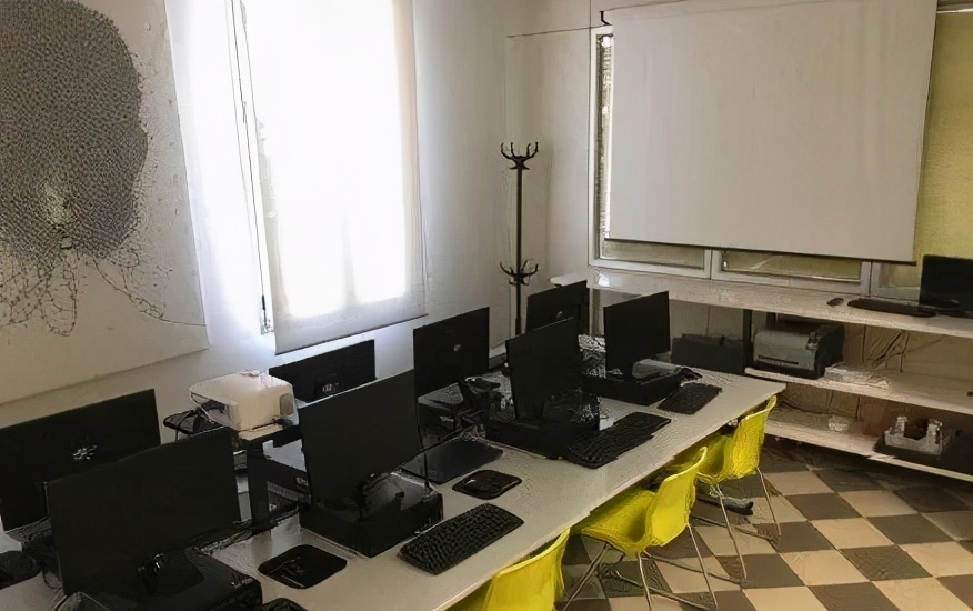 意大利珠宝设计学校,欧纳菲珠宝设计学院申请条件