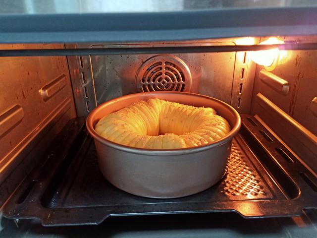 简单面包教程不用烤箱不加牛奶,超简单面包不需要牛奶