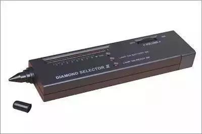 火遍全网的尼泊尔,尼泊尔莫桑钻靠谱吗