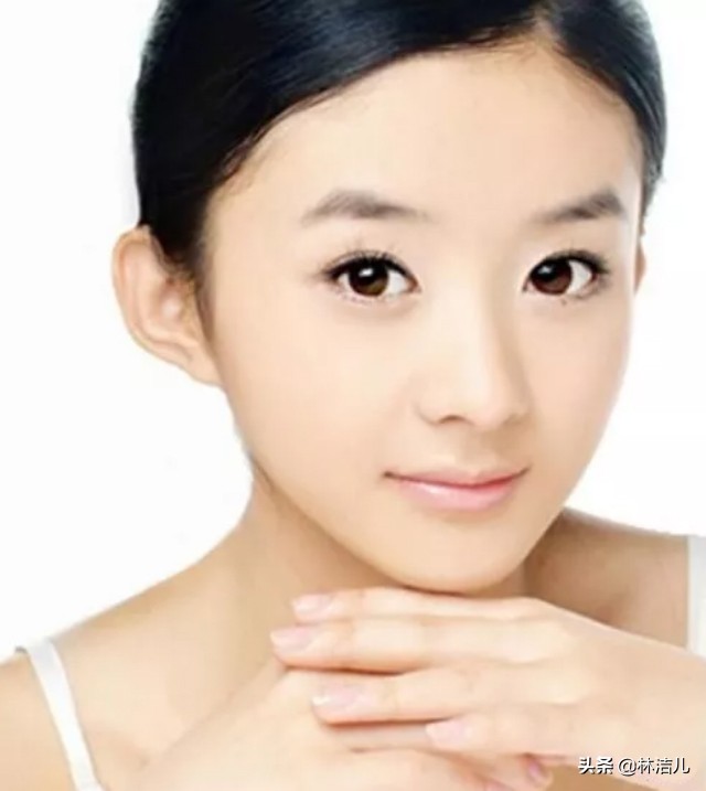 赵丽颖与娜扎古装,赵丽颖和娜扎靠画眉拿下时尚圈