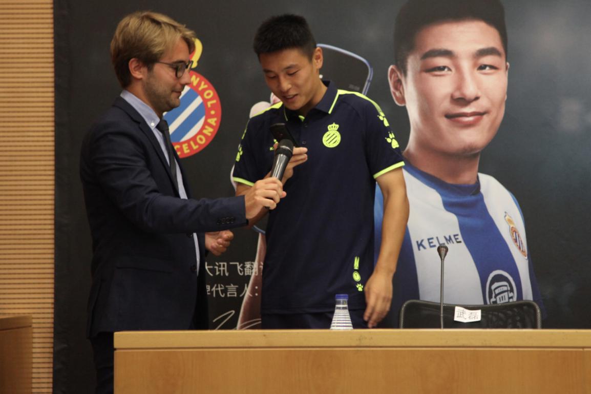 讯飞代言学习机,武磊代言品牌