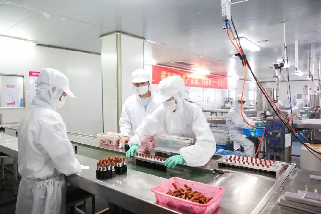 沃尔玛的供应商卖口红，一支仅售4块9，怎样才能不亏本？