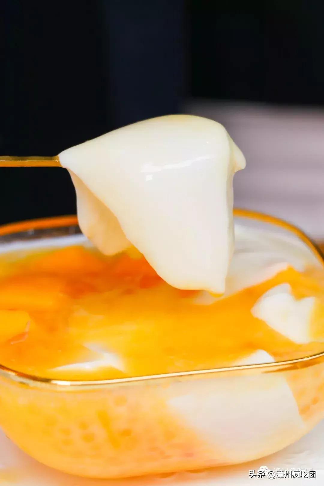 这对夫妻在古城开了一家小店!回头客特别多!好多创意港式甜品!