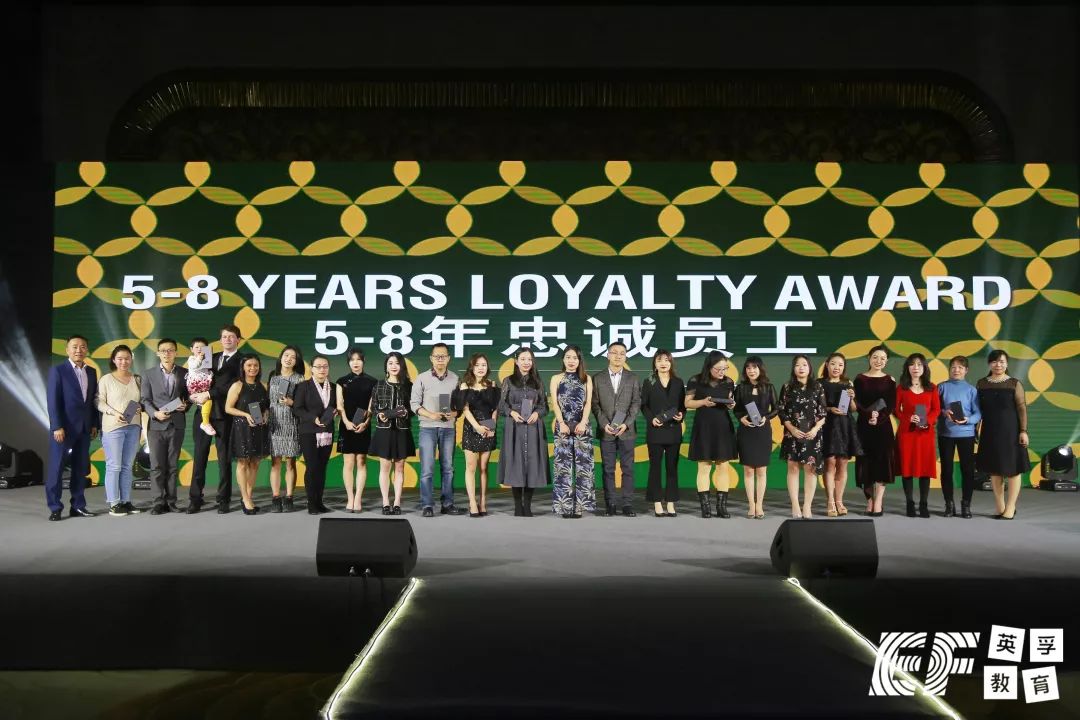 鑻卞瓪澶哄啝,鑻卞瓪娲诲姩鍥為【