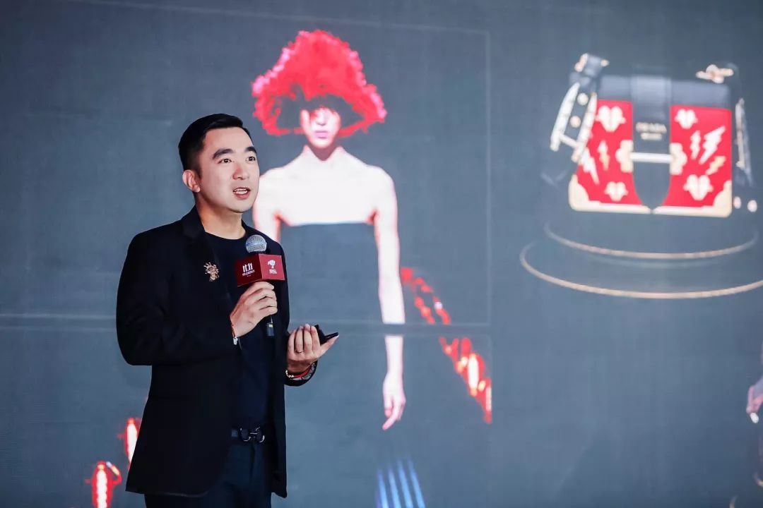 浜笢armani,浜笢armani鏄鍝佸悧