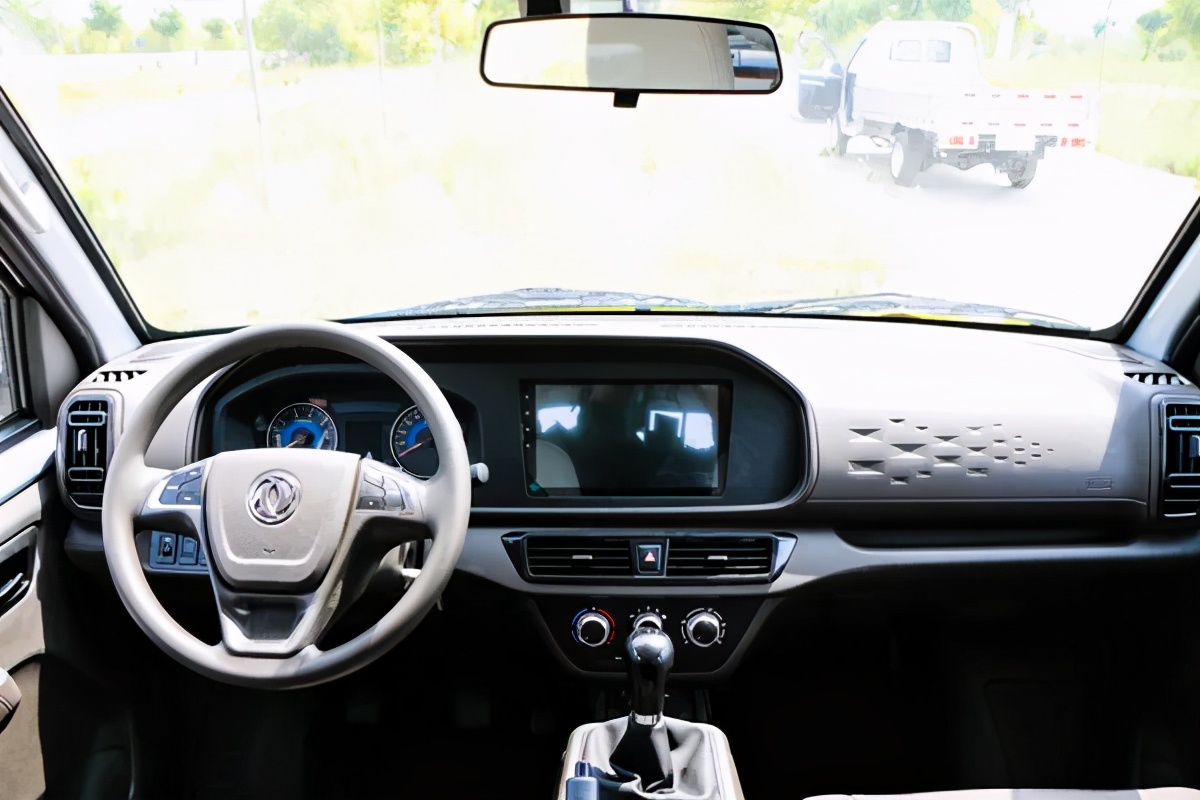 实拍东风小康C71/C72，这款车究竟“超牛”在哪里｜卡车之友网