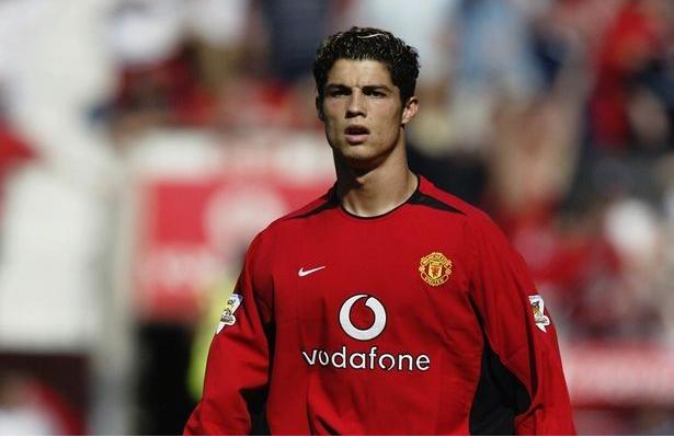 c罗曼联时期十大进球top10,盘点c罗在皇马的比赛