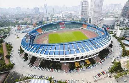 值得收藏的运动器材,运动场地免费开放