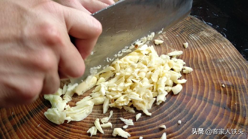 10元3个蒜蓉生蚝,正宗粉丝生蚝