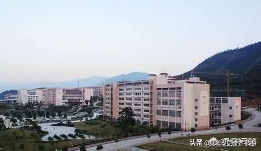 湘南学院属于几本院校,湘南学院位于哪个县