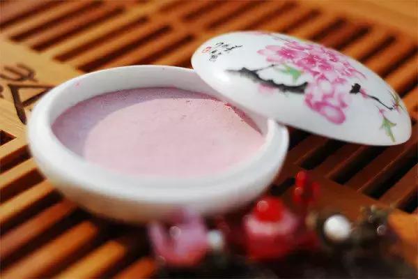 古人真的像电视剧里一样端庄吗,古代的化妆包