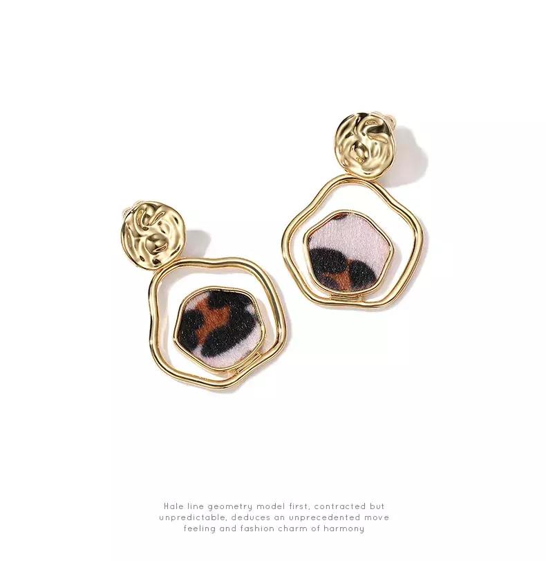 男生最讨厌的穿搭第一名,男生最令人讨厌的穿搭